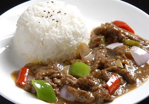 牛肉盖浇饭