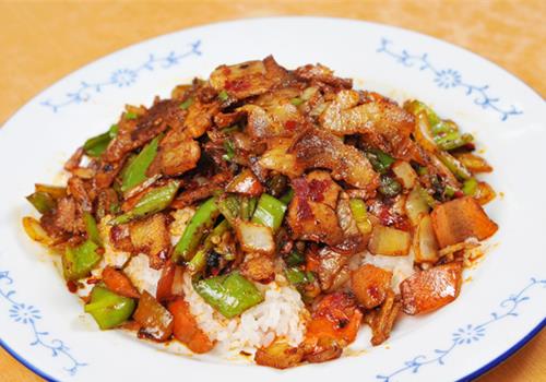 回锅肉盖浇饭