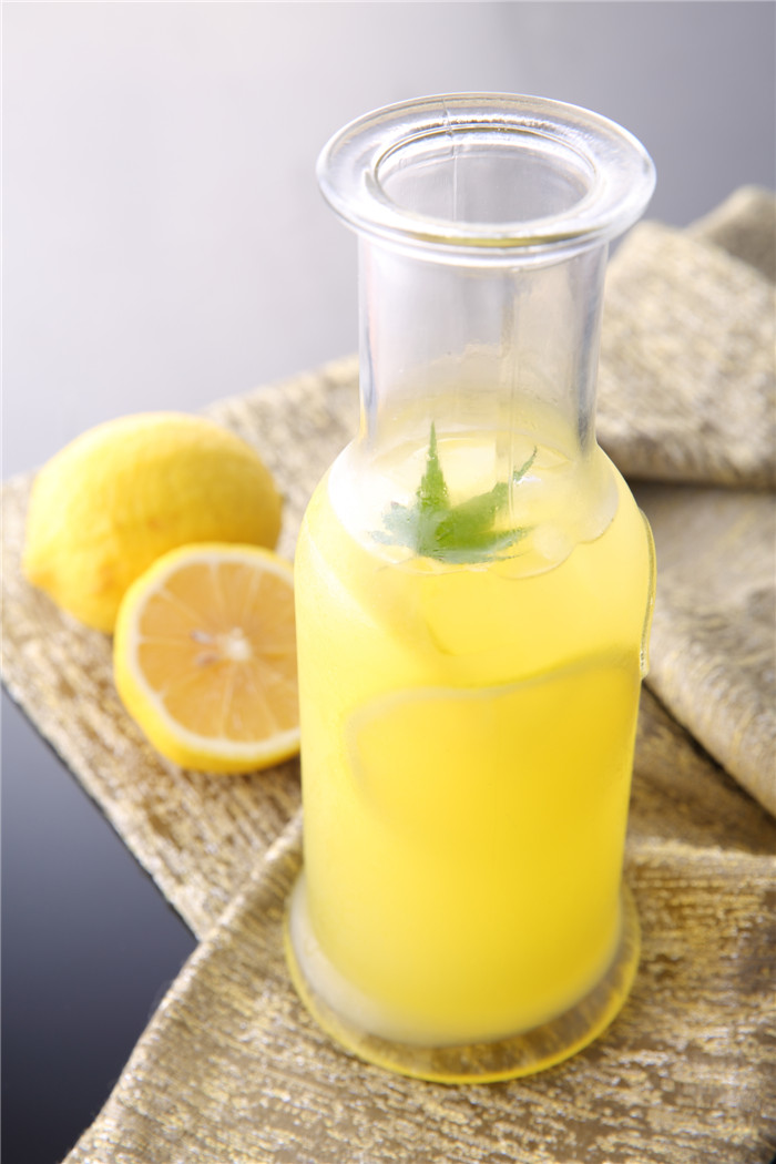 蜂蜜功效金桔作用与禁忌_金桔蜂蜜的功效与作用_蜂蜜功效金桔作用与